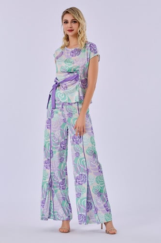 بلوزة ساتين بنقشة الورد البنفسجي