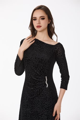 فستان طبع مخمل