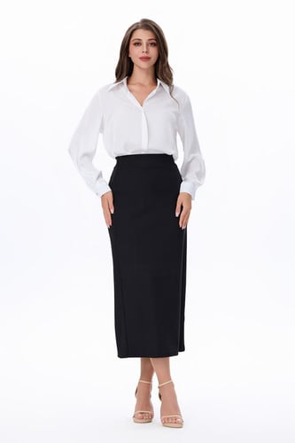 بلوزة بتصميم عصري