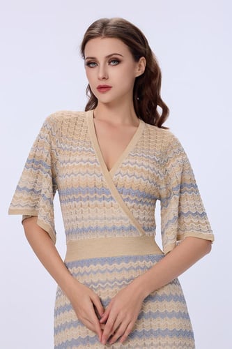 فستان حياكة بلونين