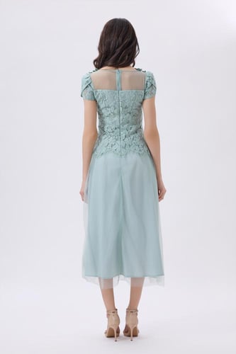 فستان أخر فستقي ميدي