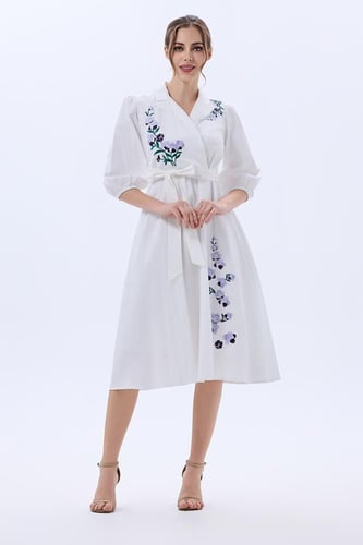 فستان قطن يتطريز بنفسجي