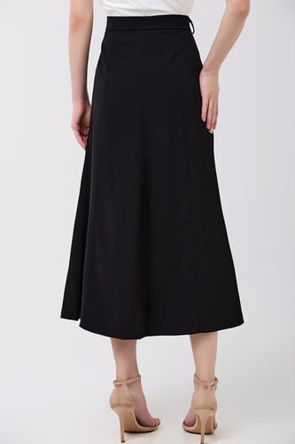 تنورة كريب اسود ناعم