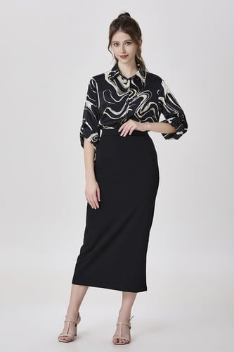 بلوزة مطبوعة اسود