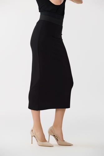 تنورة قطن اسود