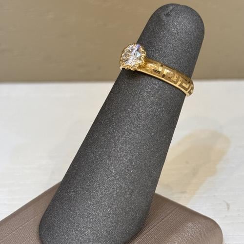 Saltier gold ring