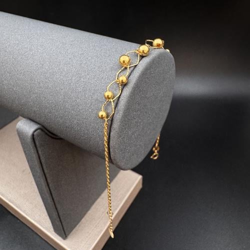 Gold bracelet with Italian design