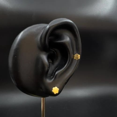 Children's gold earrings