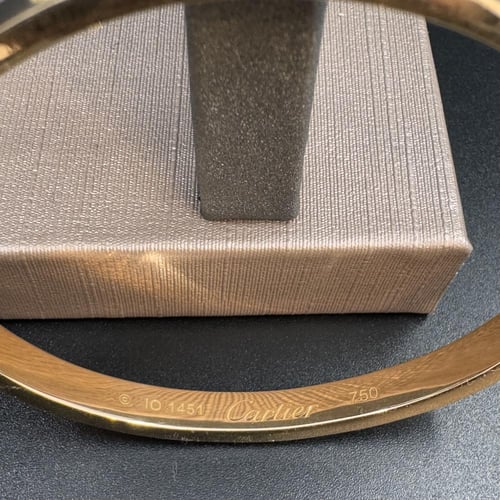 سوار ذهب بتصميم عالمي