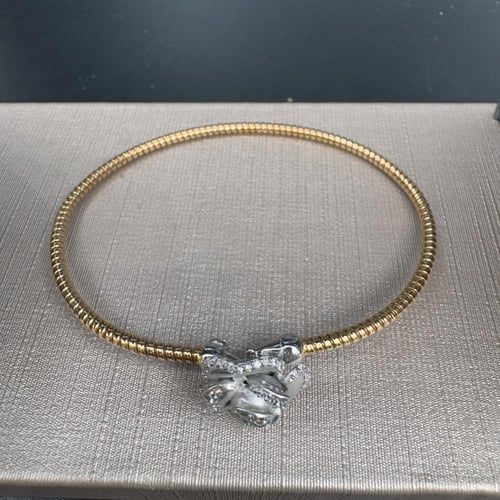 سوار واقف ايطالي