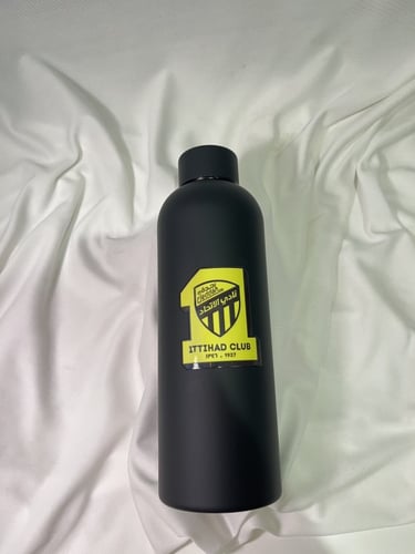 مق بشعار الاتحاد اصفر