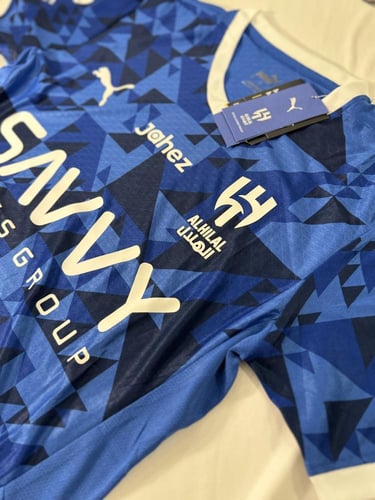 تيشيرت الهلال فئة اللاعبين ازرق 2025