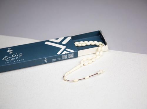 مسباح عظم جمل فاخر بتمليكة شكل بيضاوي