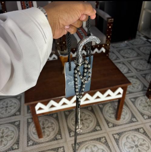 باقة الشموخ ، عصا فاخر بمقبض انتيمون فضي مع مسباح...