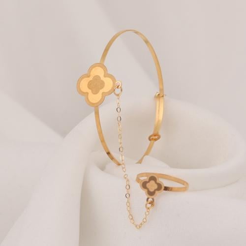 كف ذهب الوردة للأطفال ( عيار 21 )