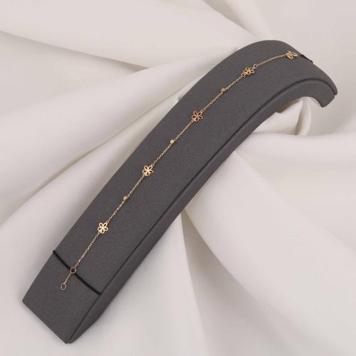 اسوارة ذهب الزهور باللون العودي ( عيار 18 )