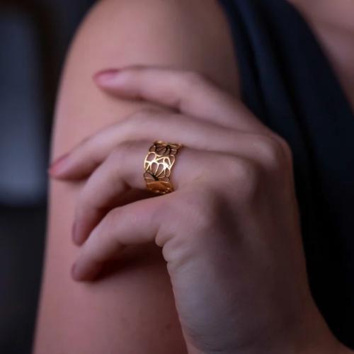 خاتم ذهب القلوب ( تراث) (عيار 21)