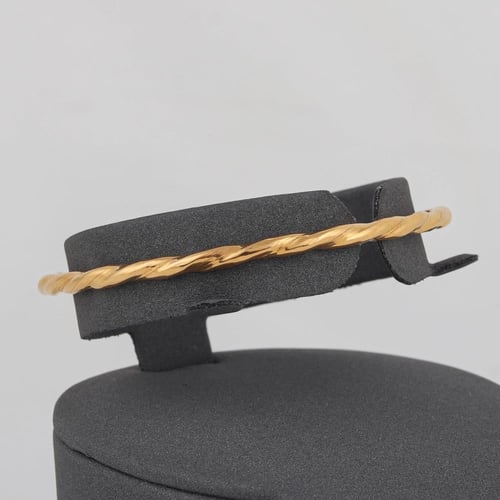 بنجرة ذهب مبرومة بلمعة ( عيار 21 )