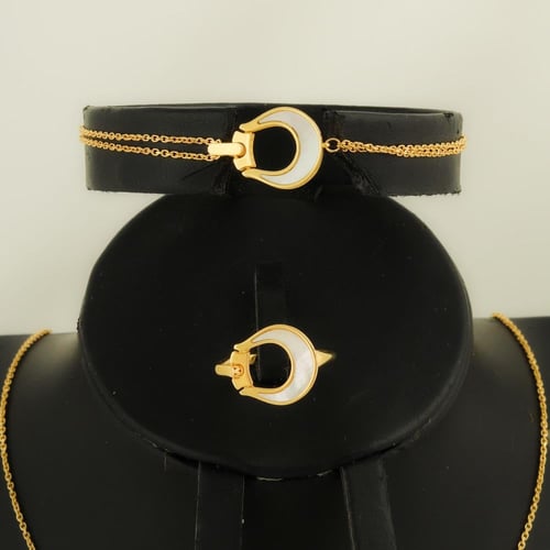 طقم ذهب هلال ( عيار 18 )