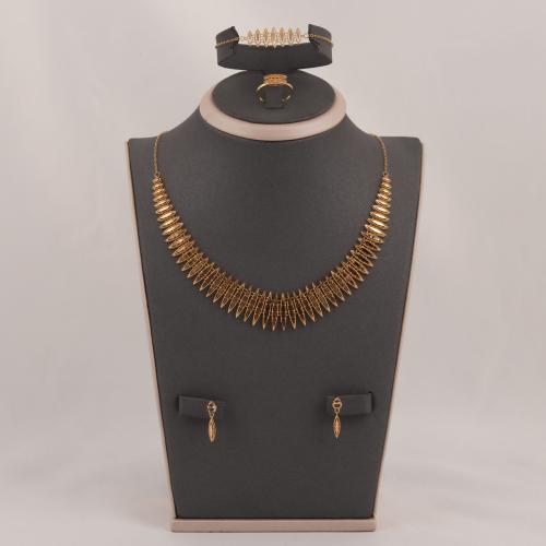 طقم ذهب السنبلة ( عيار 21 )