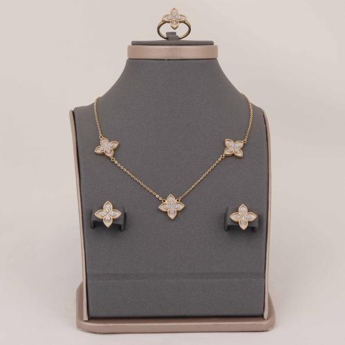 طقم ذهب الزهرة ( عيار 18 )