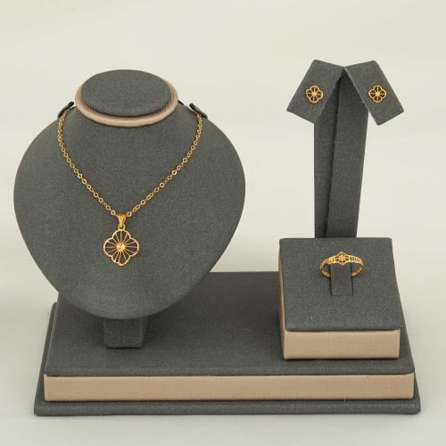 طقم ذهب زهرة اطفال ( عيار 21 )