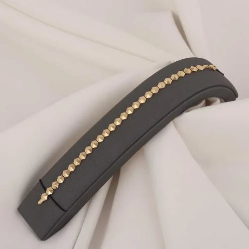 اسوارة ذهب بشكل سداسي ( عيار 18 )