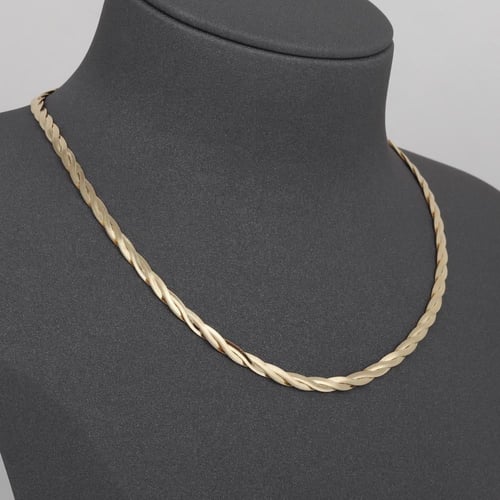 عقد ذهب ضفاير ( عيار 18 )