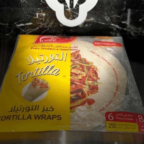 خبز تورتيلا للساندويتش واللفائف