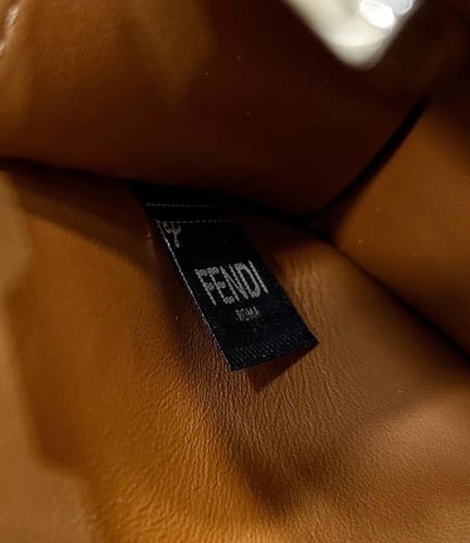 FF peekaboo petite 20cm