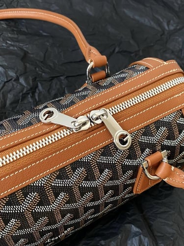 Goyard Bonbonnière Bag 30cm / حقيبة غويارد بونبوني...