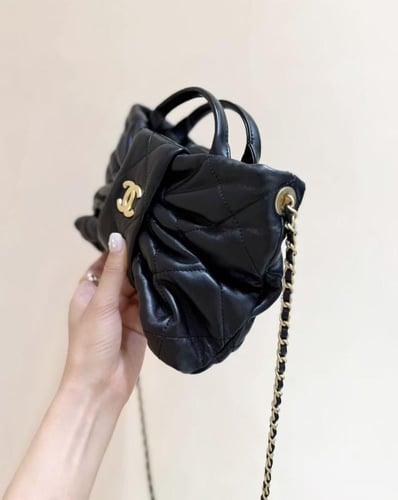 Chanel Bow-Shaped Lambskin Shoulder Bag