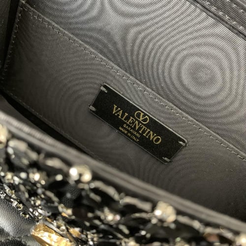 Valentino Garavani Locò Small / فالنتينو جارافاني...