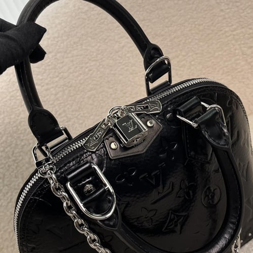 LV Alma Trunk BB / ألما ترانك بي بي