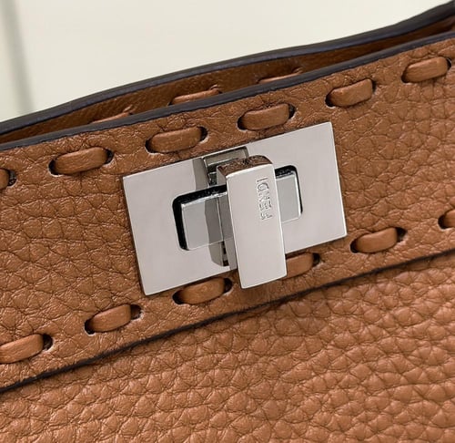 FF peekaboo petite 20cm