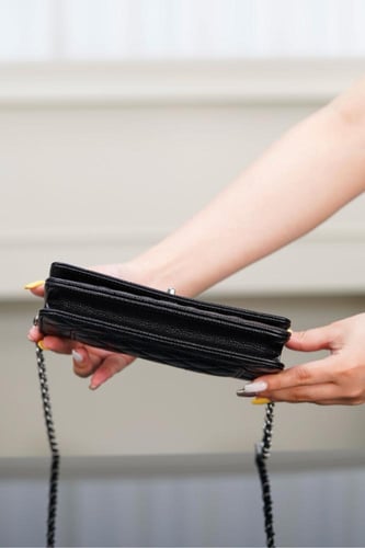 Chanel WOC Wallet On Chain Caviar Black / محفظة شا...