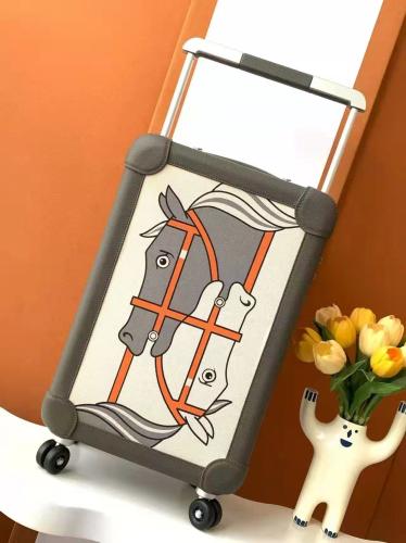 شنطة سفر ترولي Hermès Equestrian