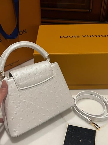 LV capucines 21cm