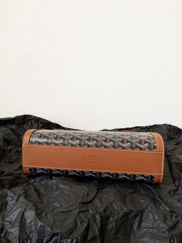 Goyard Bonbonnière Bag 30cm / حقيبة غويارد بونبوني...