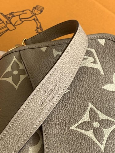 LV Diane Monogram Empreinte Leather - Handbags
