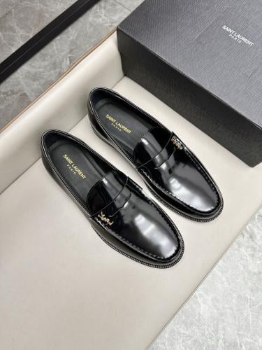 Saint Laurent Loafer
