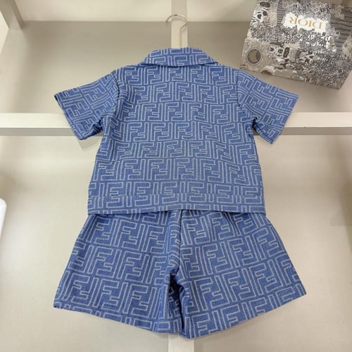 طقم ولادي فندي