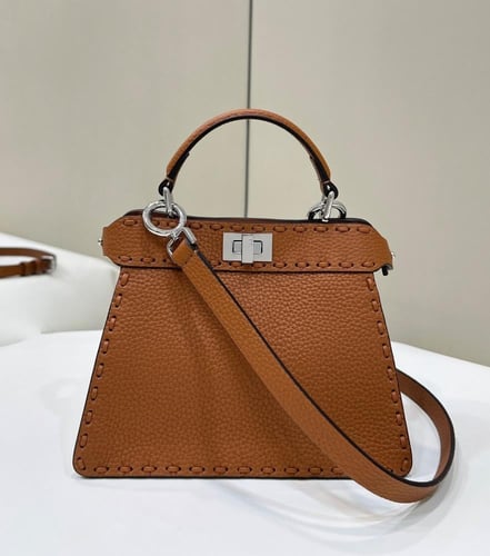 FF peekaboo petite 20cm