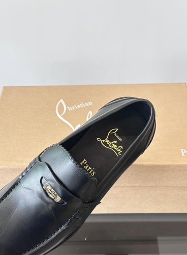 Loafer christian louboutins