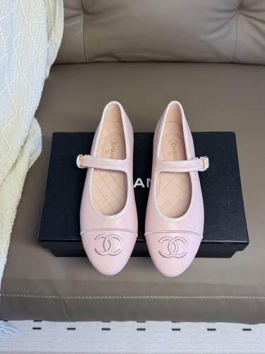 Chanel Mary Jane flats / حذاء شانيل ماري جين فلات
