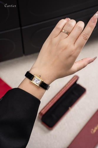 CARTIER TANK LOUIS CARTIER MINI WATCH / ساعة كارتي...