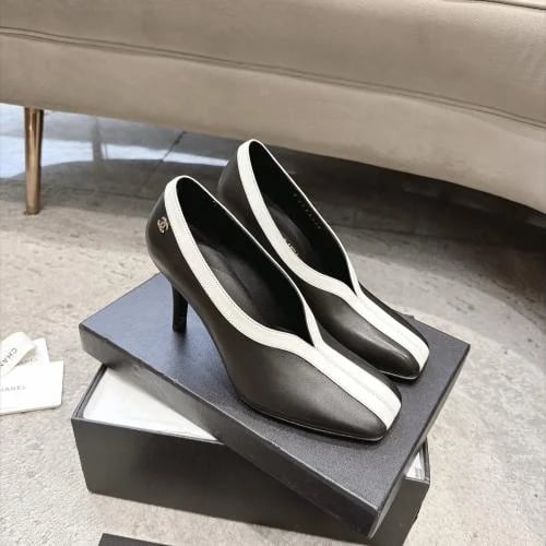 Chanel Pumps Calfskin & Patent Calfskin