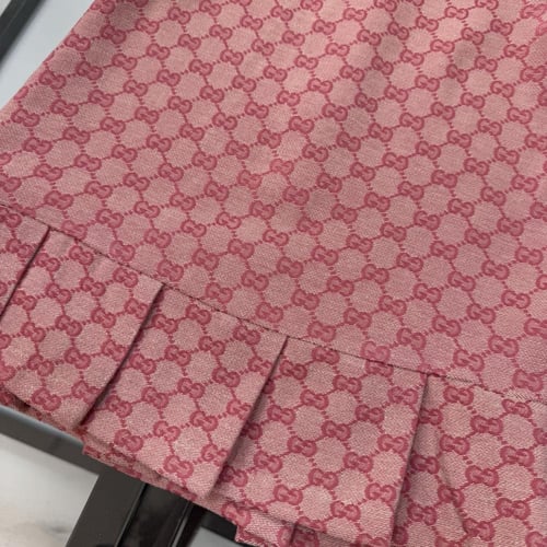 فستان بناتي وردي قوتشي