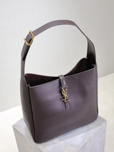 YSL Large Le 5 À 7 Shoulder Bag in Leather