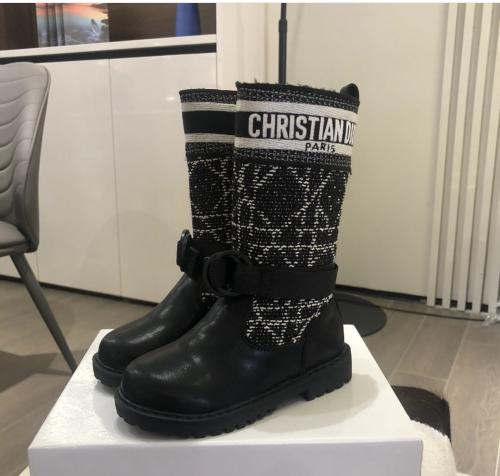 بوت ديور بناتي